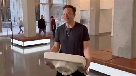 jim80net's tweet photo. @evita1209 @CultureExploreX @elonmusk So what, you want like a rose garden, too? https://t.co/u6lOV3yyn0