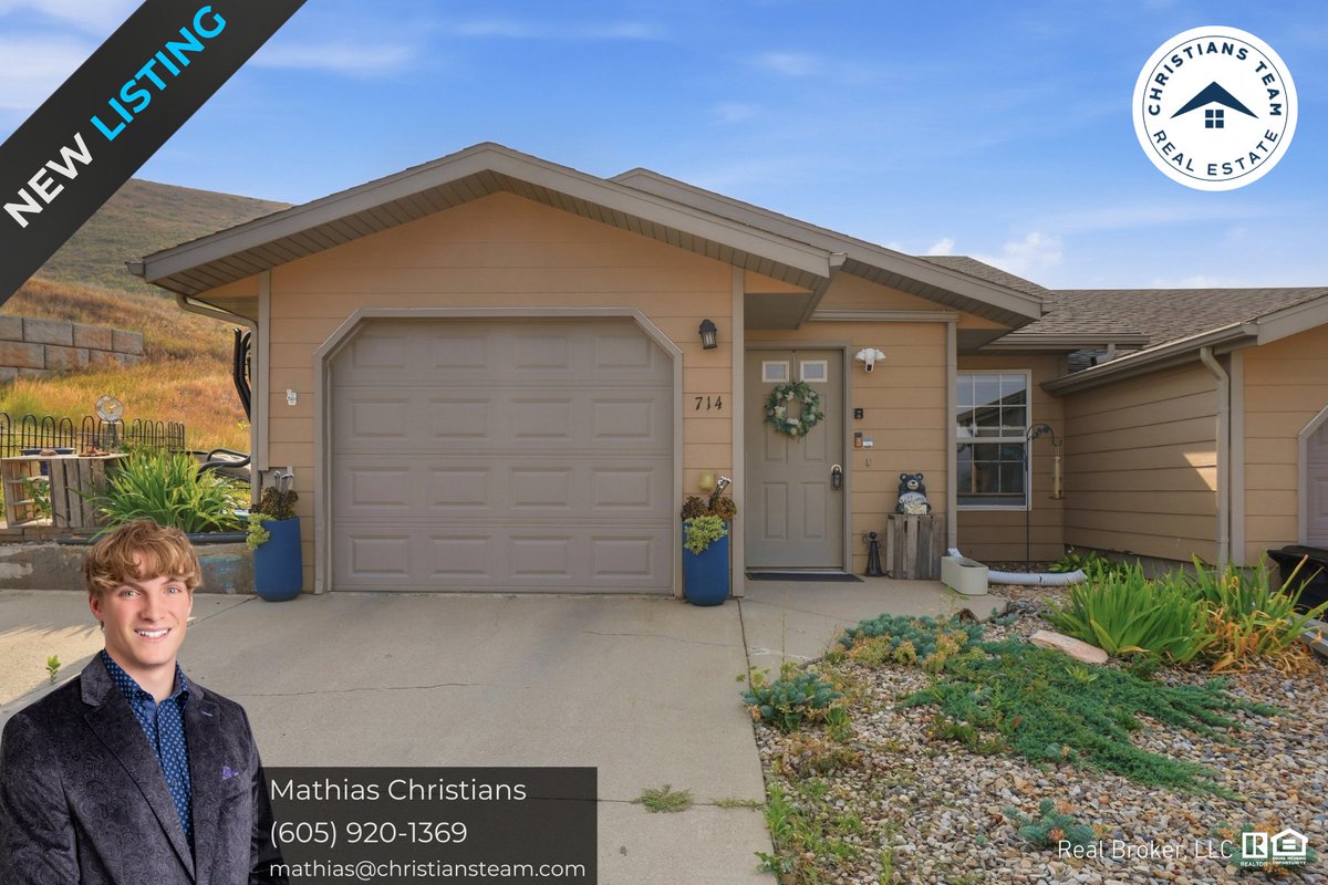 christians_team's tweet photo. #JustListed 📍 714 S 34th Street, Spearfish, SD | $259,900
Charming end-unit townhome | 2 Bed | 1 Bath | Built 2005
🔗 https://t.co/ji9vfDJkkt
📞 605-340-0768
#ChristiansTeamInc #SpearfishSD https://t.co/iXUSt5RXpp