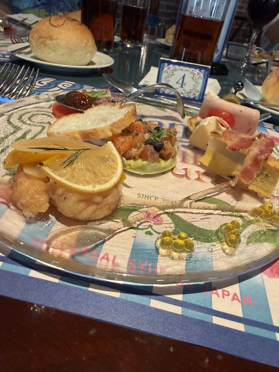 shirou_sp's tweet photo. 今年も私の夏スタートです☀️

バースデー🍽️は叶わなかったけど
夏が始まったことを実感

美味しく楽しいお食事時間になりますように☆彡

#USJファン https://t.co/s0MHTvBctN