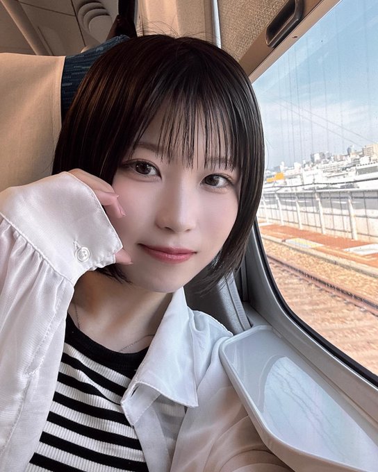 ANILRKMZ's tweet photo. 36独身、ひとり暮らしに慣れてしまいました🥹

こんな私でも良ければ、お友達になってください♡ https://t.co/yV4kHnRBCy