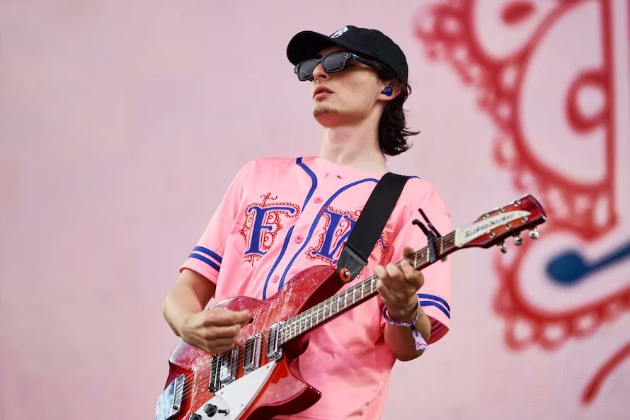 fwolfhardupdate's tweet photo. Finn Wolfhard performing at Osheaga this past weekend, from exclaim! magazine

📸: Kamara Morozuk

🔗: https://t.co/zUmlmF2uFP https://t.co/2gscwttRSo