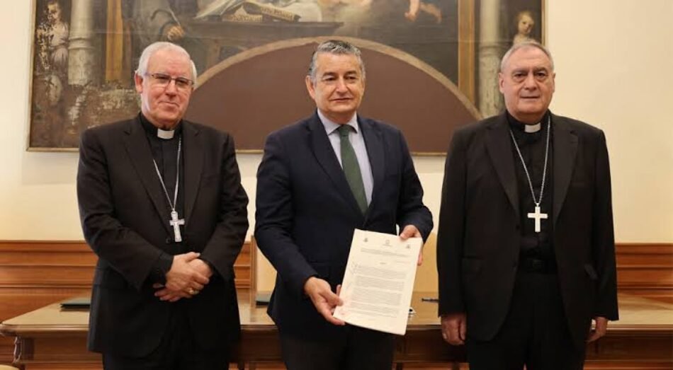 CasviFactory's tweet photo. ¡𝐂𝐎𝐍𝐂𝐎𝐑𝐃𝐀𝐓𝐎 𝐍𝐎!🤮

Andalucía Laica y Marea Blanca Andalucía denuncian el gasto de 7,4 M€ de la sanidad pública en capellanes tras el Convenio SAS-Obispos

-Admón autonómica destina un gasto anual de 1.849.676 € a financiar asistencia religiosa en hospitales públicos https://t.co/b9ENOnlw2o