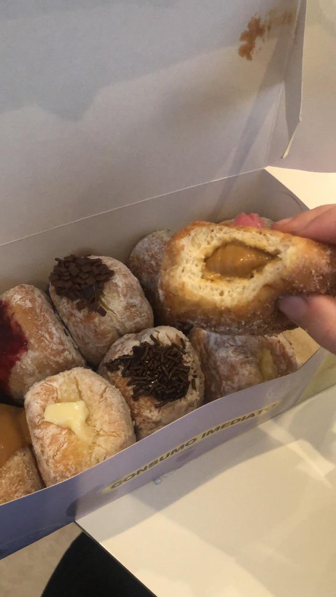 bruiv4's tweet photo. fazem + de 4 anos que eu e esse meu ex terminamos 

o meu ex sogro ainda lembra da data do meu aniversário e me manda ifood todo ano 🥹❤️ https://t.co/wAw8LC7wNW