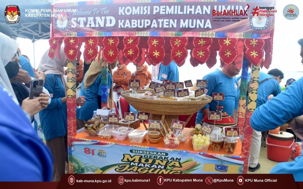KpuMuna's tweet photo. #TemanPemilih
KPU Kabupaten Muna turut berpartisipasi dalam kegiatan JATI Raha Waterfront City Fun Walk yang diselenggarakan oleh Pemerintah Daerah Kabupaten Muna di kawasan terpadu pantai kota Raha. Minggu (2/8/2026)
#KPUMelayani https://t.co/96FrDNKmlq