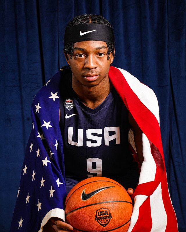 JamieShaw5's tweet photo. AJ Williams is good; he’s really good.

Now in the 2027 cycle, Williams is the No. 4 player in the Rivals150 and already drawing blue-blood programs. 👀

What are they seeing?

Here’s why I’m so high on his game:

[READ] 👉 https://t.co/daETPFpdws https://t.co/uWSRHuFeCz
