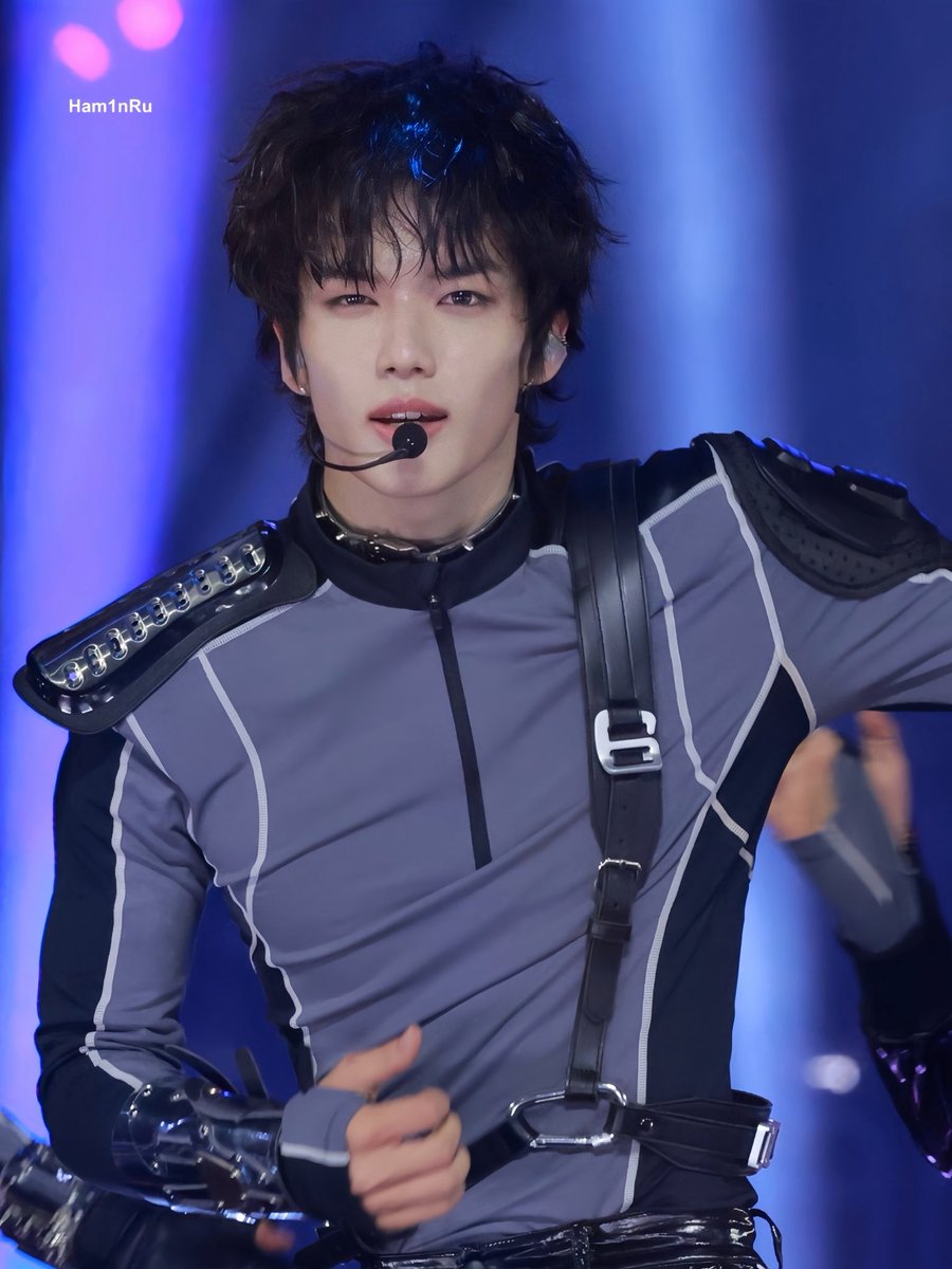 Ham1nRu's tweet photo. 앞으로를 향해 거침없이 달려가자💙

#해피하민데이_나의자전거소년
#20DreamsWithHamin https://t.co/1HIb6Jx4MB