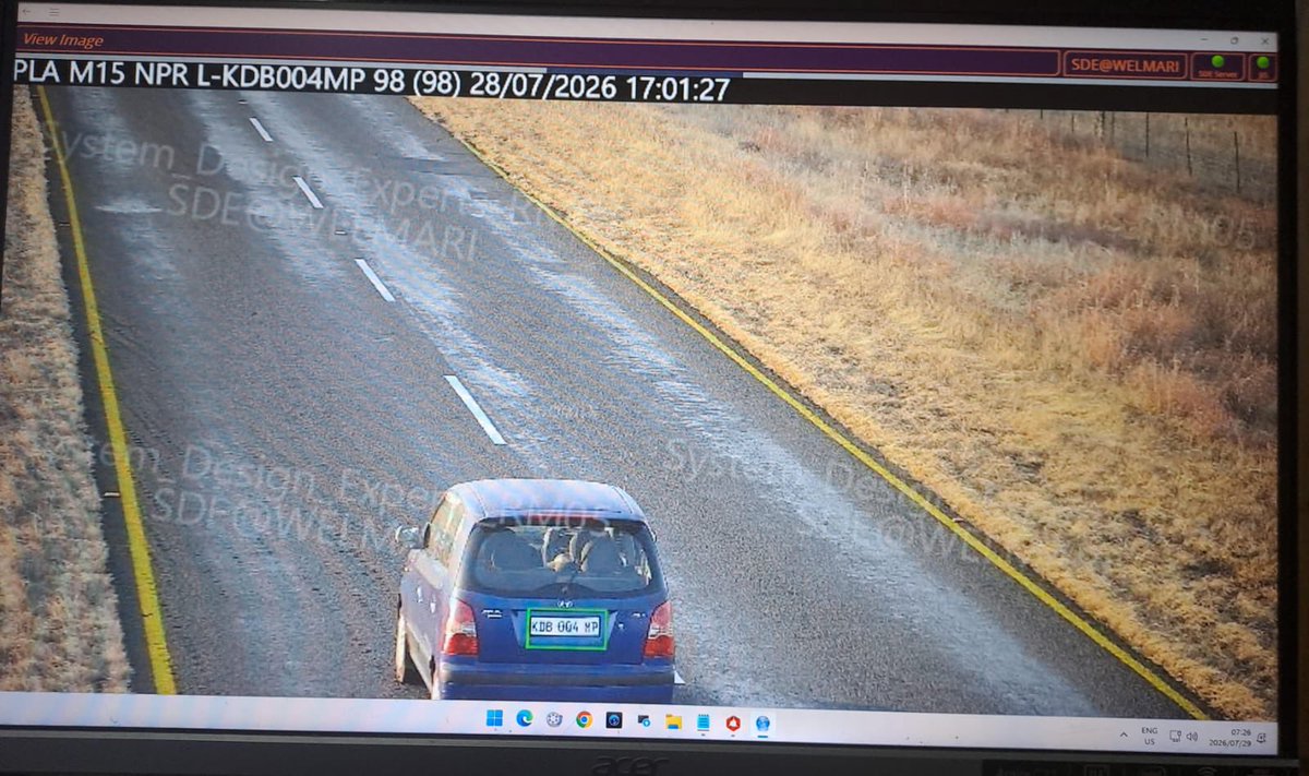 Abramjee's tweet photo. A truck driver was hijacked and kidnapped on the road between Frankfort/Vredefort and Standerton in the Free State last week.

Three suspects  tied his hands and legs with wire and held him captive at a farm about 20km from Standerton. 

The truck owner believes the suspects were targeting the soya load.