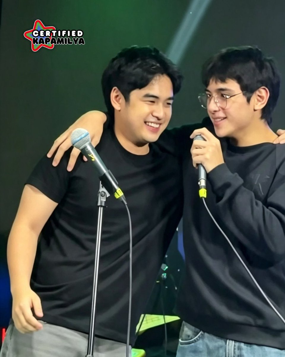CertKap's tweet photo. Yun oh! #HeaGuel together on stage sa #StarMagicMusicRoom!
😍

Admin Two https://t.co/IY6HgHfbHC
