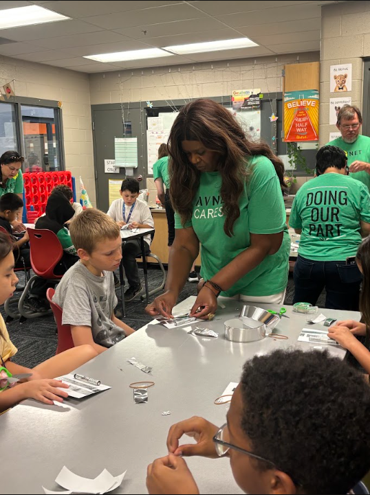 Avnet's tweet photo. Avnet recently partnered with the Arizona Cardinals to bring a hands-on STEM experience to students at the Boys &amp; Girls Clubs Parsons Branch in Phoenix. Through interactive activities, students explored real-world concepts while building skills that can inspire future careers. https://t.co/Nv89JiU56B