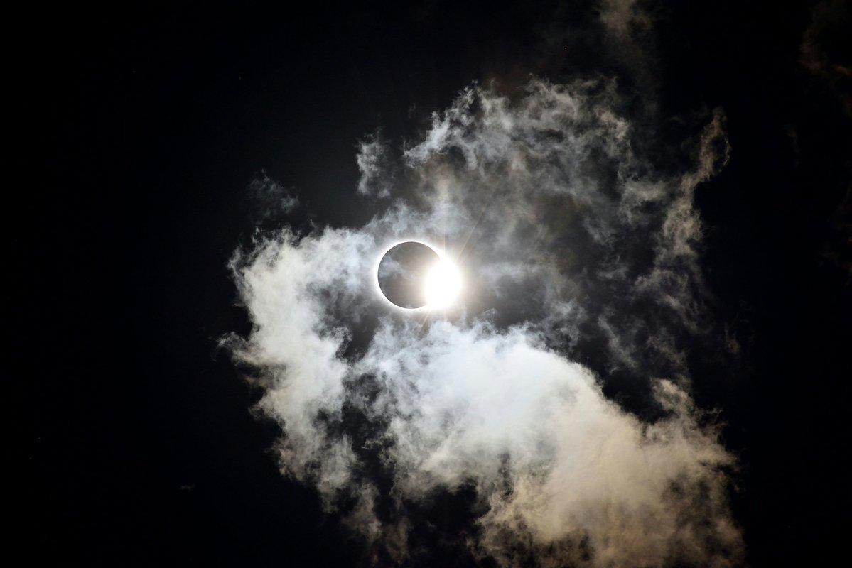 earthcurated's tweet photo. 🌑 The Shadow Is Coming: Earth's Biggest Science Event of the Year!

On August 12, 2026, a breathtaking total solar eclipse will sweep across Greenland, Iceland, and northern Spain, temporarily turning day into twilight. https://t.co/7BzXKY2pUa