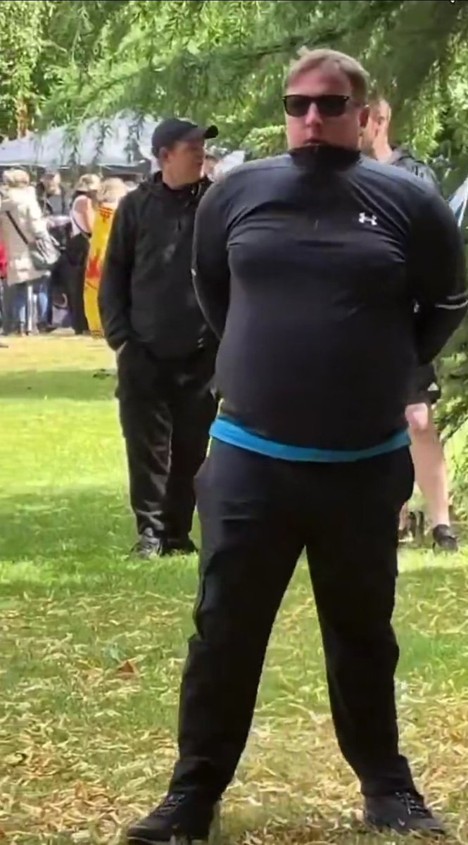 I_amMukhtar's tweet photo. Remember Alan Miller, who was at the far-right protest in Glasgow claiming to "defend women and kids," and was exposed as a domestic violence abuser?

He also assaulted his own mother in 2023. He received a community service order and a non-harassment order to stay away from her. https://t.co/FwqaDD4pSQ