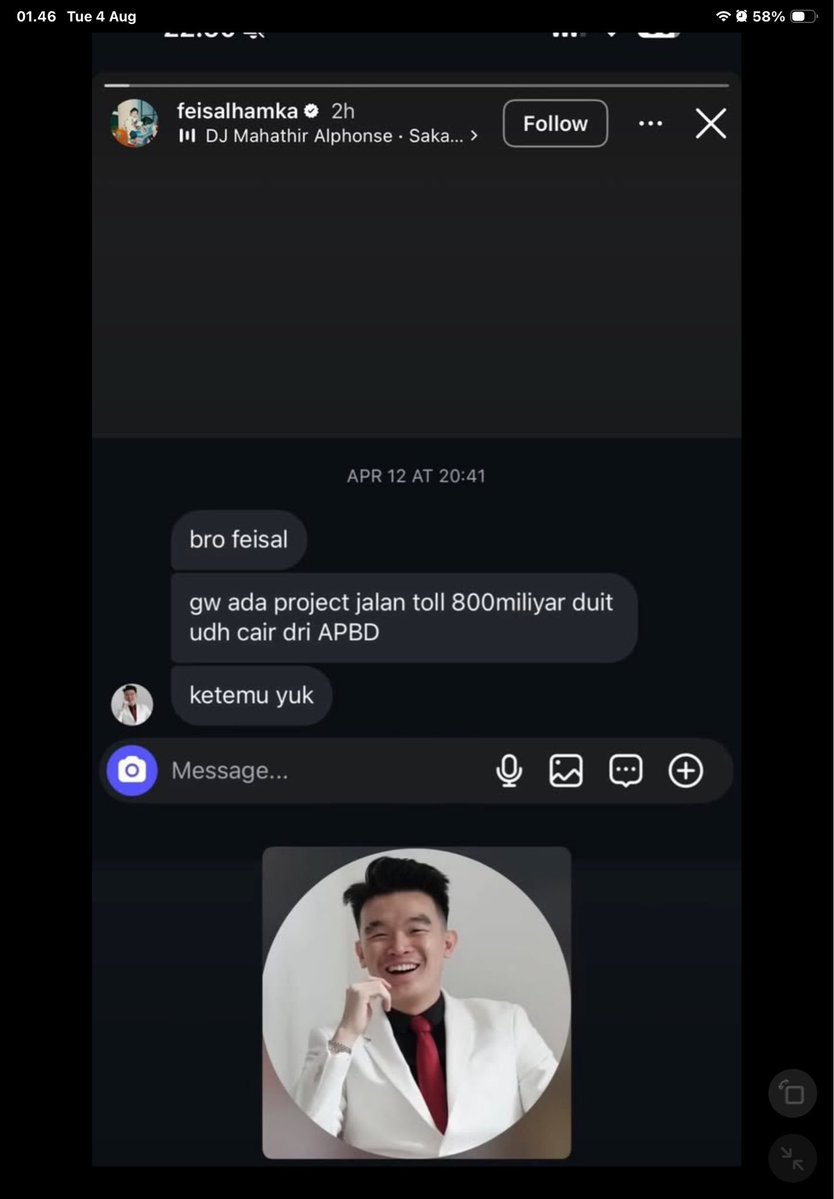 shittpostt7's tweet photo. Emanuel Bryan alias Ebem, sosok yang mendulang kritik akibat mengunggah konten tanpa izin, diketahui sempat menyodorkan penawaran proyek jalan tol senilai Rp800 miliar kepada Feisal Hamka. Lewat pesan yang tersebar, Ebem mengklaim bahwa anggaran proyek tersebut sudah dicairkan melalui APBD dan berniat mengajak Feisal untuk bertemu.