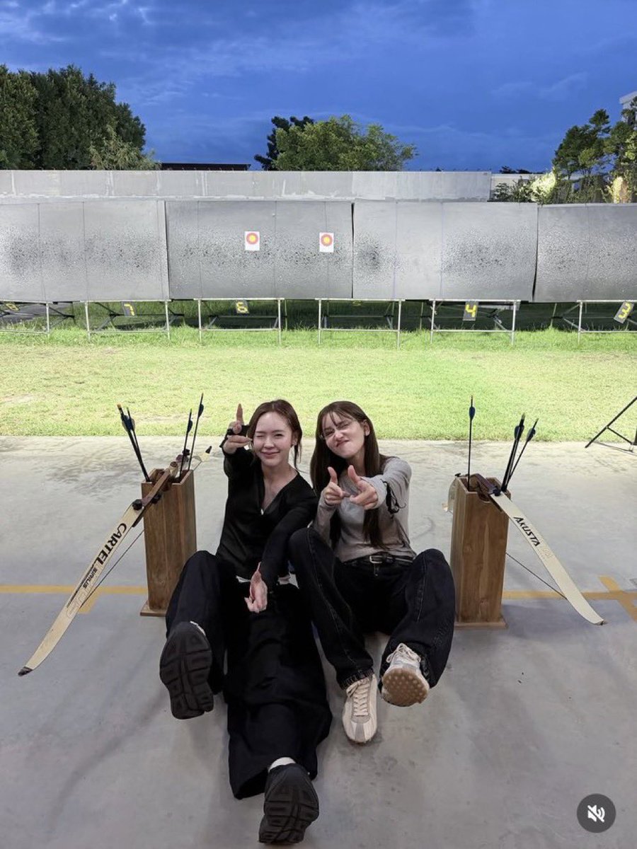 whitecatooo's tweet photo. อยู่กับใครแล้วยิ้มได้ นั่นแหล่ะความสุข ����🏻

#IceAmena #JuneWanwimol #IceJune https://t.co/vEeD6uyJdo