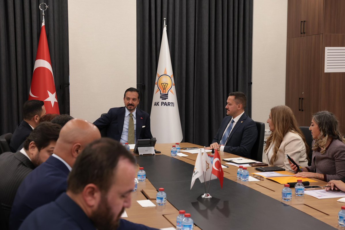 TurkDevYuzyili's tweet photo. Türk Devletleri İle İlişkiler Başkanlığımızın istişare toplantısı Genel Başkan Yardımcımız Prof.Dr. Kürşad Zorlu başkanlığında gerçekleştirildi.

Yaklaşan Türk Devletleri Teşkilatı  Zivesine yönelik hazırlıklar ve 2026 yılı faaliyetleri değerlendirildi.

#TürkDünyası
#TürkDevletleri @zorlu77