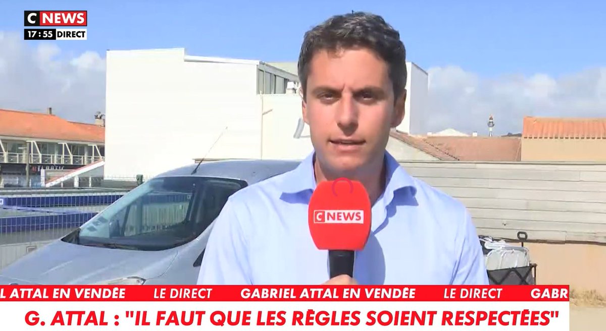 FredGaulois's tweet photo. J'allume la TV.
Je vois le petit Macron.
Je zappe. https://t.co/VlZYygFOrF