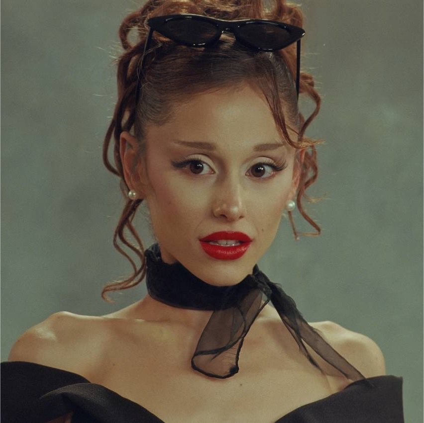 PopFrequencys's tweet photo. For the fourth day in a row, Ariana Grande is the most streamed artist on Spotify. https://t.co/8vDXZX4TnE