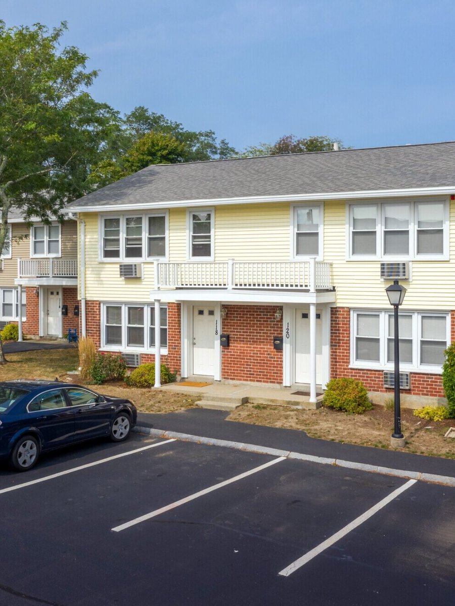 TheSummit_Apts's tweet photo. Enjoy a community layout designed with convenience in mind. 💭 Walk-up access helps simplify your daily routine. https://t.co/psPcCflKpN
