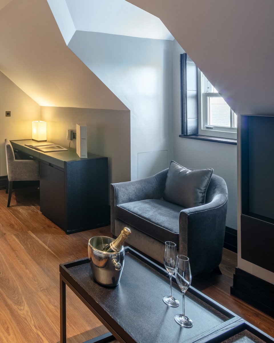 TwrYFelin's tweet photo. Discover the Rhosson Suite, a peaceful retreat nestled within the eaves of our original hotel.

Designed with comfort in mind, this spacious super-king suite features a separate lounge and a luxurious bathroom.

#twryfelinhotel #stdavids #pembrokeshire #bedroom https://t.co/9pwMpSphOF