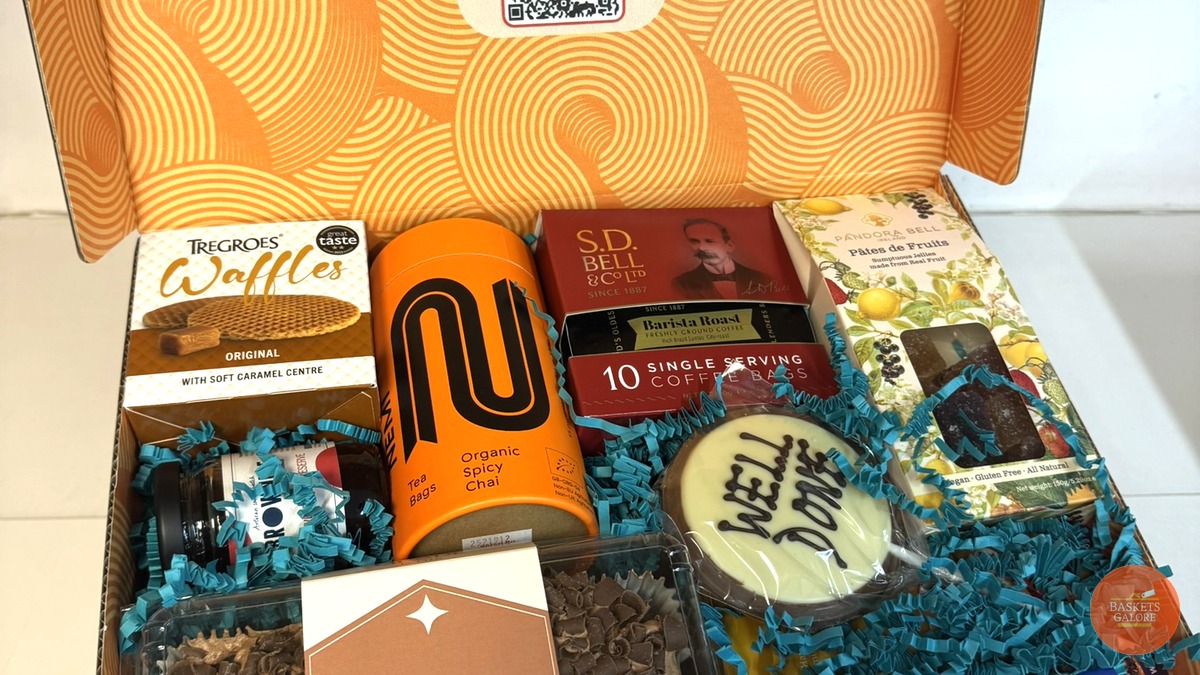 BasketsGalore's tweet photo. Today's Gift Basket Of The Day was the "Great Taste Award Cerium Hamper" 🌟 

https://t.co/IJVJwur6Mj

Follow &amp; RT to enter #prize draw to #win a Gift Basket. More info via our blog. 

#giftbasketoftheday #gifts #competition #giftbasketsrule #thankyougift https://t.co/ffBu1xwXKG