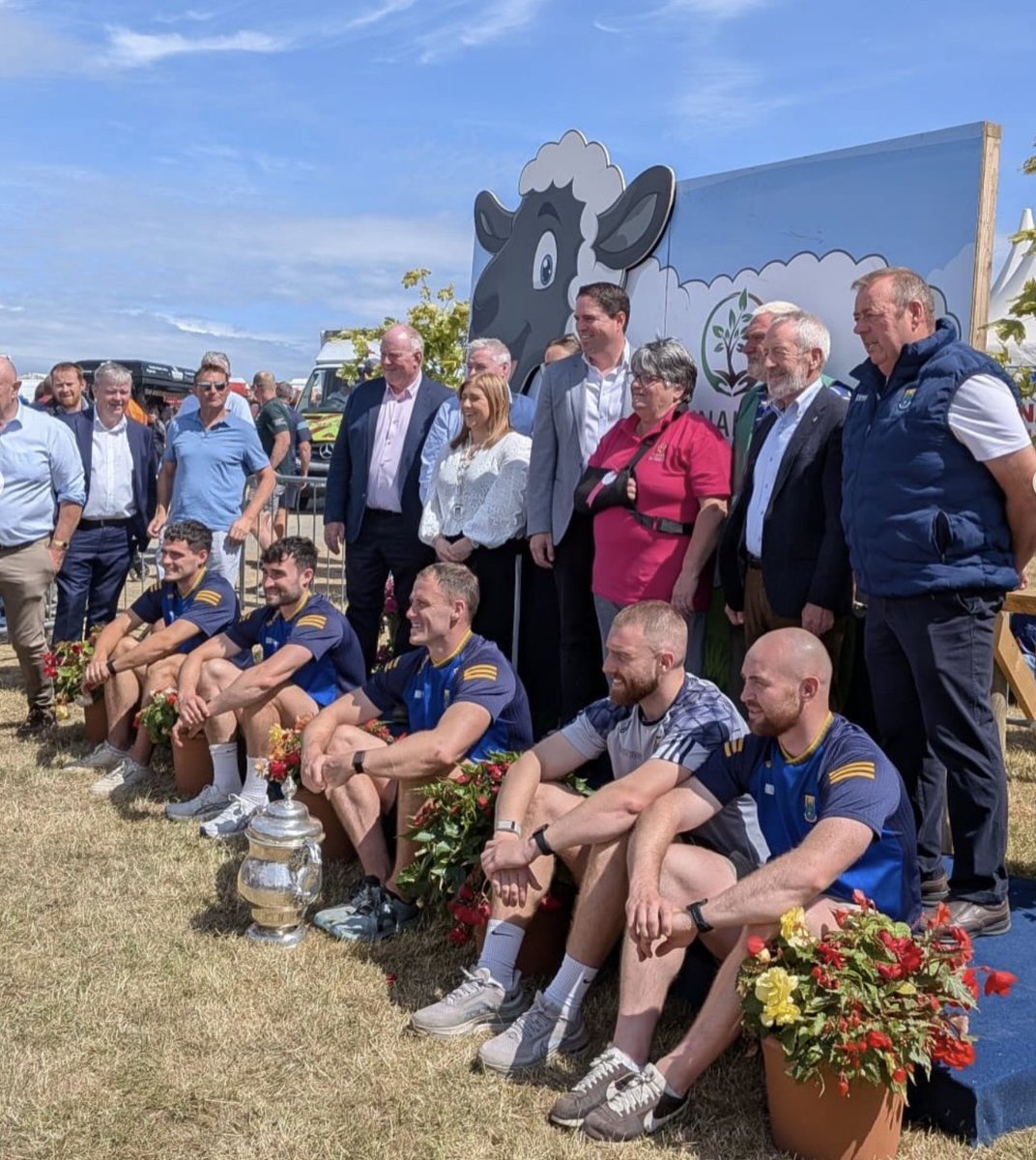 wicklowgaa's tweet photo. What a fantastic day out at the Tinahely Show! Huge thanks to the show organisers for capturing these brilliant moments at the Wicklow GAA stand in the Wicklow County Council area. 💙💛

Once again, a massive thank you to the Tinahely Show committee for having us, and to every single person who stopped by, took photos, and supported our Cash Bonanza Draw.

(📸 Photos courtesy of the Tinahely Show Organisers)

#WeAreWicklow #3C1C #WicklowGAA #TinahelyShow #GardenCounty