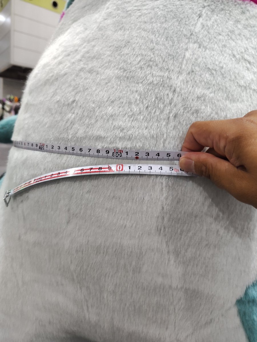 Flammie_Gf's tweet photo. 8体目は､雷切さん
TL上で何度かお見かけしたことはあれど､生で見るのはほぼ初めてでした その大きなお腹､ずっと気になってました……
ウエストは180cmでした～
おぉ､ドラム缶……立派なお腹をお持ちでした
工房的に測定大丈夫なのか不安でしたが許可頂けて感謝! #OFFF2026 https://t.co/WaJkcNBhkB