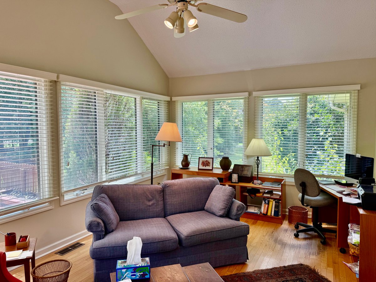 CNBHomes's tweet photo. JUST LISTED in Greenbrier! This home is a must see! Call us for more information or to schedule your private tour!
For More Information:
https://t.co/k8DKctCpta https://t.co/oRF25GXBd8