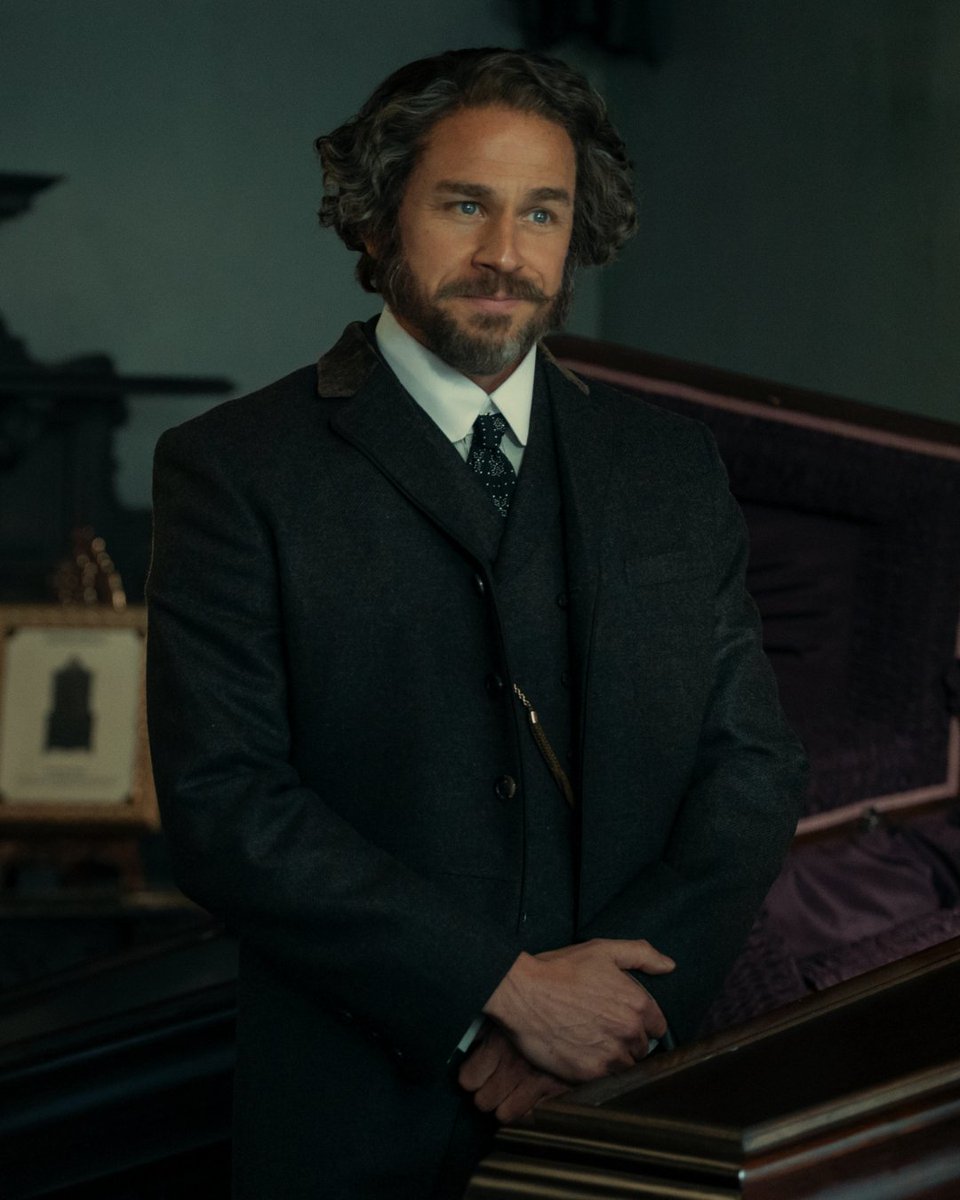 NetflixFR's tweet photo. Ella Beatty est Lizzie Borden.
Charlie Hunnam est Andrew Borden.

MONSTRE : L’HISTOIRE DE LIZZIE BORDEN, le 17 septembre. https://t.co/8ebg1dC5GC