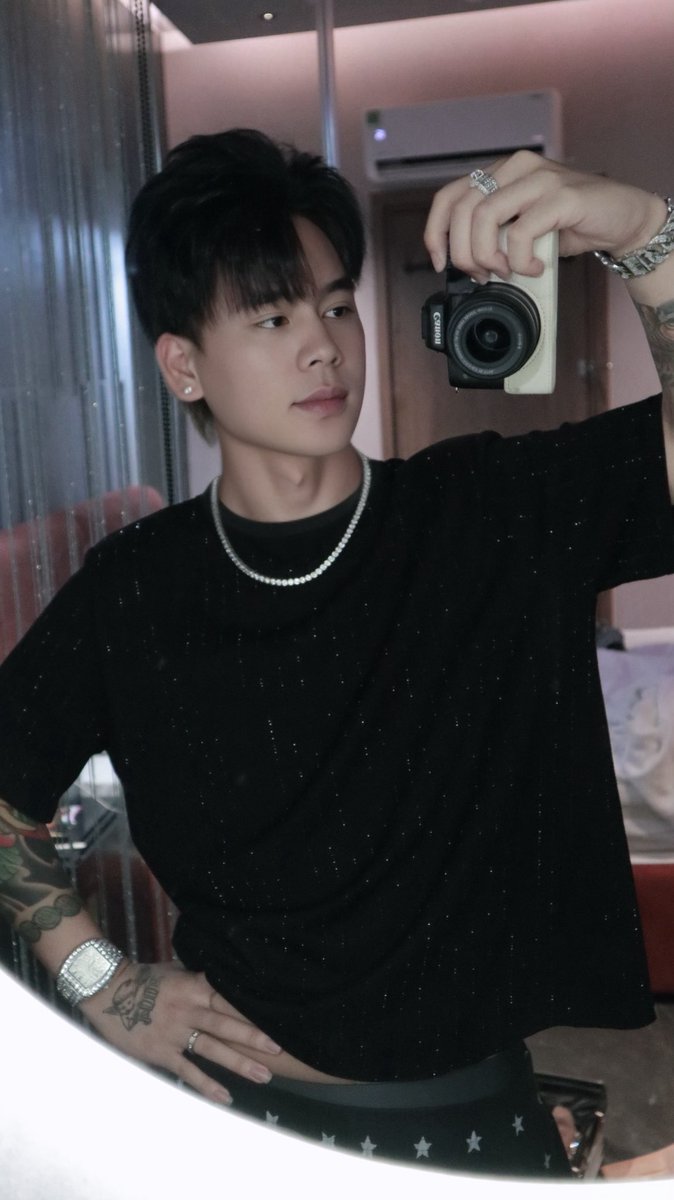 Tuilarin_'s tweet photo. Đêm chán fl ig ib đii
Ig_datda https://t.co/uL3Ca3JbjE