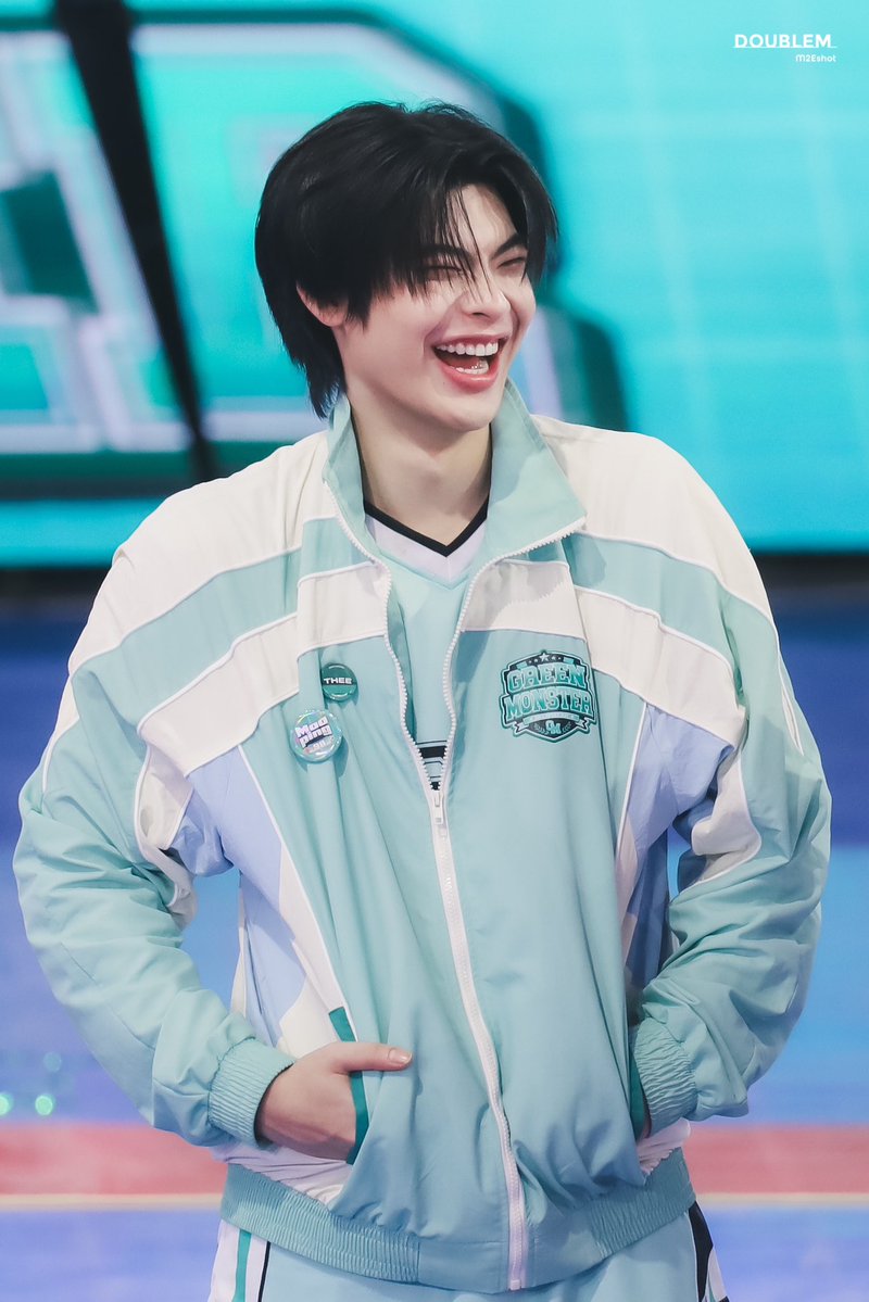 _Mmeeee's tweet photo. มุปิ้ง is happy 😆 

#tthi_eks https://t.co/lXDnqkRdCs