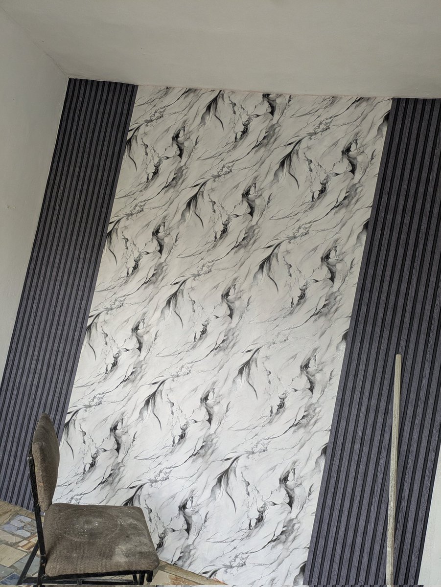 draynzyilben's tweet photo. With just ₦50k or less, you can transform your wall into this. Quality wallpaper installation that gives your space a fresh, elegant look. ✨ https://t.co/Ff662v5Bri