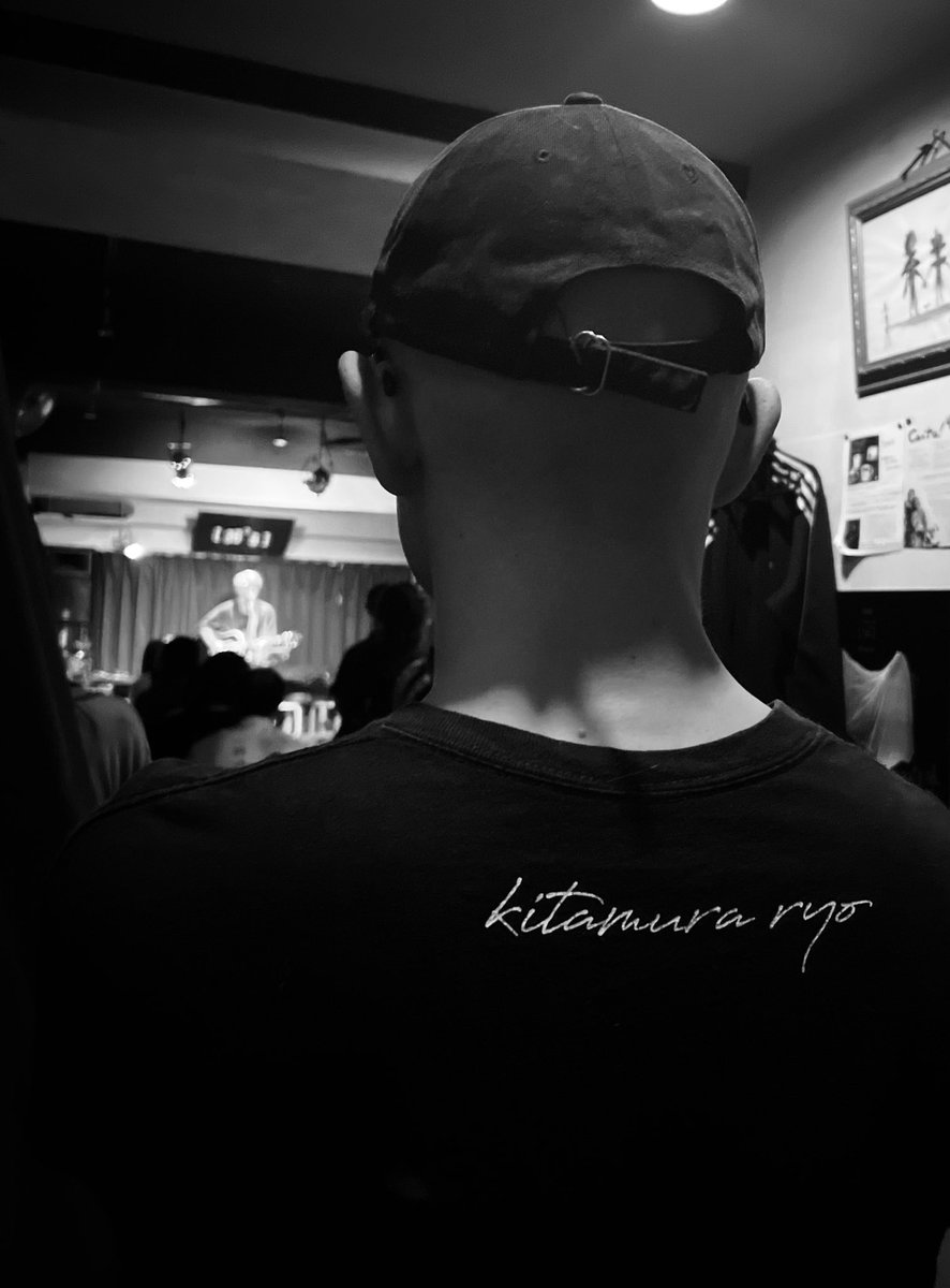 TGBmember's tweet photo. 今日はTGBメンバーの
じこう たいき
それぞれソロで同じイベントに出演中！

幡ヶ谷36°5
僕らが立てる最後の36°5

色々な感情を
各々の30分に詰め込んで

もうすぐトリの佐藤大樹オンステージ
慈光もカホンサポートで入ります

りょうちんと共に
36°5に敬愛と労いと感謝を🫰

遠くからも応援よろしゅ！ https://t.co/tq5bnRU2BE