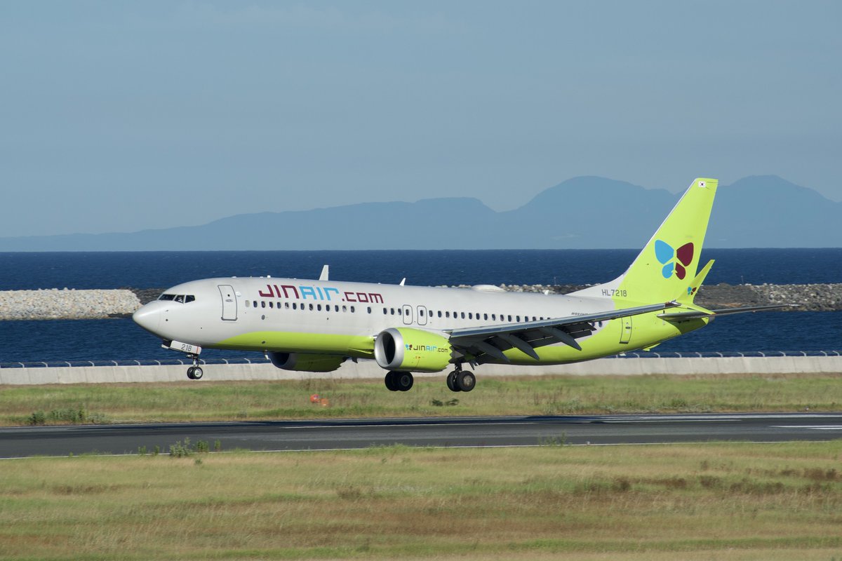 Dash828_'s tweet photo. 2026/07/27 RJFR/KKJ
JinAir
Boeing 737-8 MAX
HL7218
#RJFR #北九州空港 #JinAir #HL7218 #B38M https://t.co/AUvIU60m70