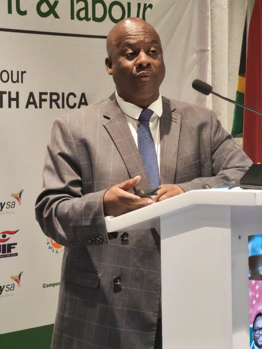 _cosatu's tweet photo. #COSATU participated in the Department of Employment and Labour Chief Inspector's programme engaging Chinese business owners in the Western Cape on the importance of complying with occupational health and safety requirements in the workplace. @deptoflabour @CCMA_SA @Newzroom405 https://t.co/jzY5hwVqcm