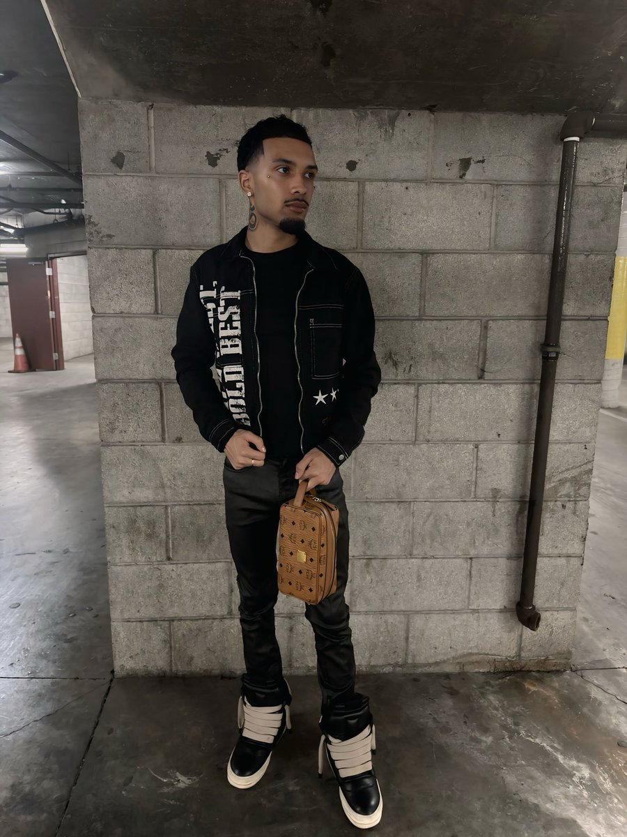 aaronsinterlude's tweet photo. https://t.co/iR068BCkAa