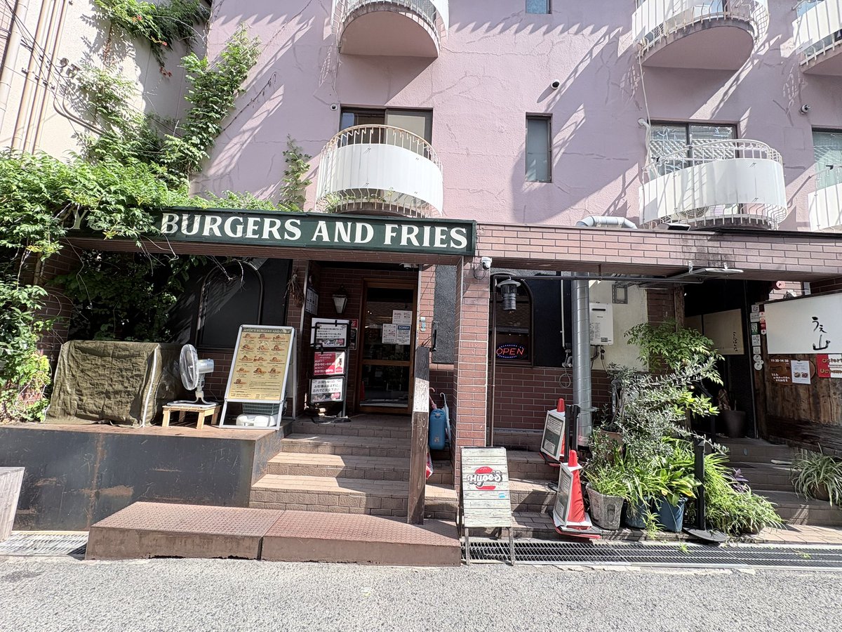 Nyan_0051's tweet photo. 神戸行ってきたで~！！
行きたいとこたくさん行けたし、すごくいい街だった！
来年はメガベガスで来たいな！😾 https://t.co/xWGG2L7phe