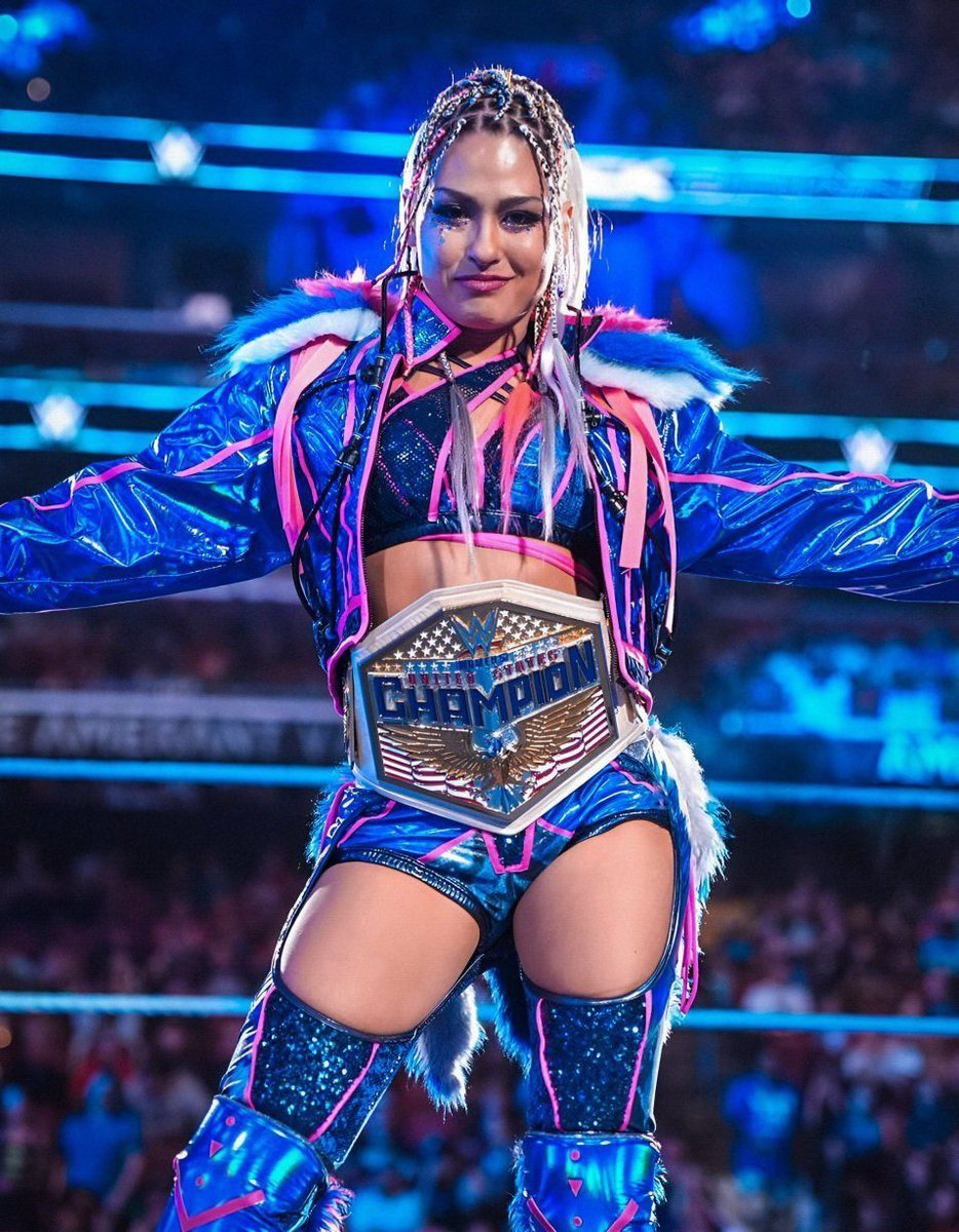 Shelleyjo8's tweet photo. She the Fighting Champion 
She born to be a champion 
She is Beautiful Madness for a reason ☝️ ✨️ 

#BeautifulMadness #Giulia #Aura https://t.co/vDPnPSS6tf