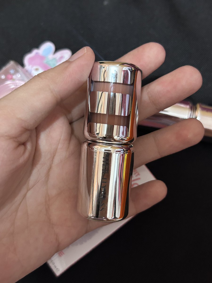 jellyfebruary's tweet photo. บลัชกันแดดher hyness
08 nude ray
04 violet beamสีละ190฿แค่สวอช ไม่เคยใช้ ลดได้อีก #ส่งต่อเครื่องสำอาง #ส่งต่อเครื่องสำอางค์ #เครื่องสำอางค์มือสอง #เครื่องสำอางมือสอง #ส่งต่อเสื้อผ้า #เสื้อผ้ามือสอง #เสื้อผ้าแฟชั่น #herhyness #ส่งต่อherhyness https://t.co/lcpERIIx8i