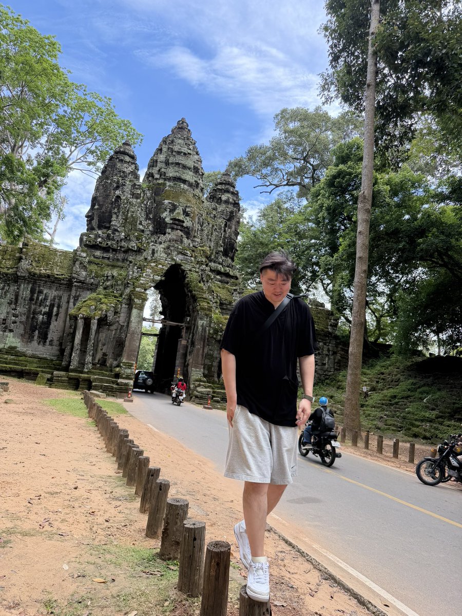 hanso0852's tweet photo. カンボジア🇰🇭 https://t.co/RnIQ7iLEpr