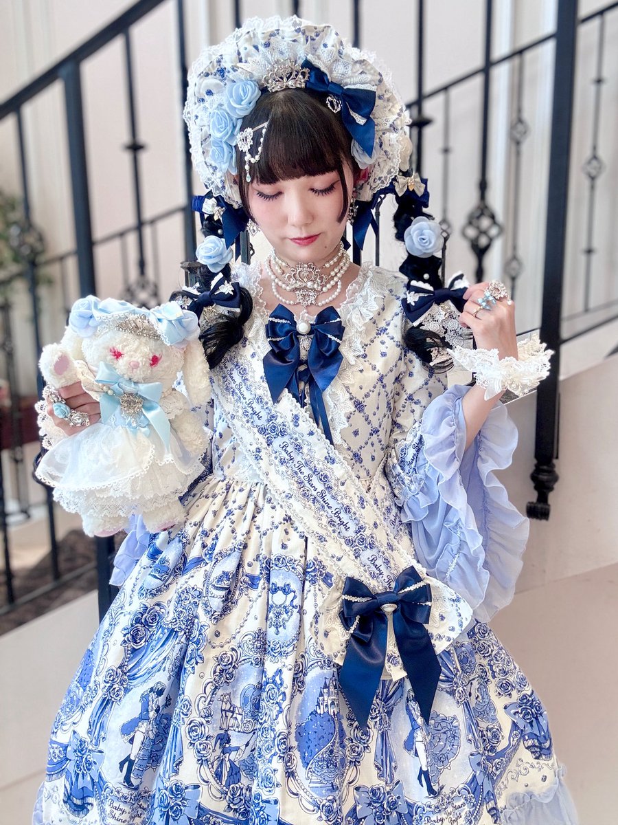fuwa__omuraisu's tweet photo. 💙🩵💠✨ https://t.co/8iTyQKfHRv