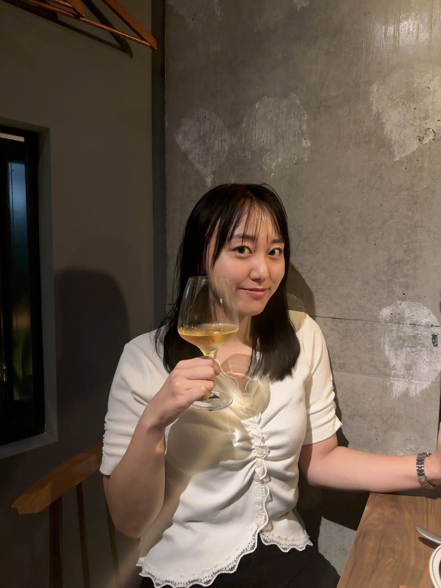 200308milan's tweet photo. ワインって美味しいですよね🍷 https://t.co/KHdB1vNTsk