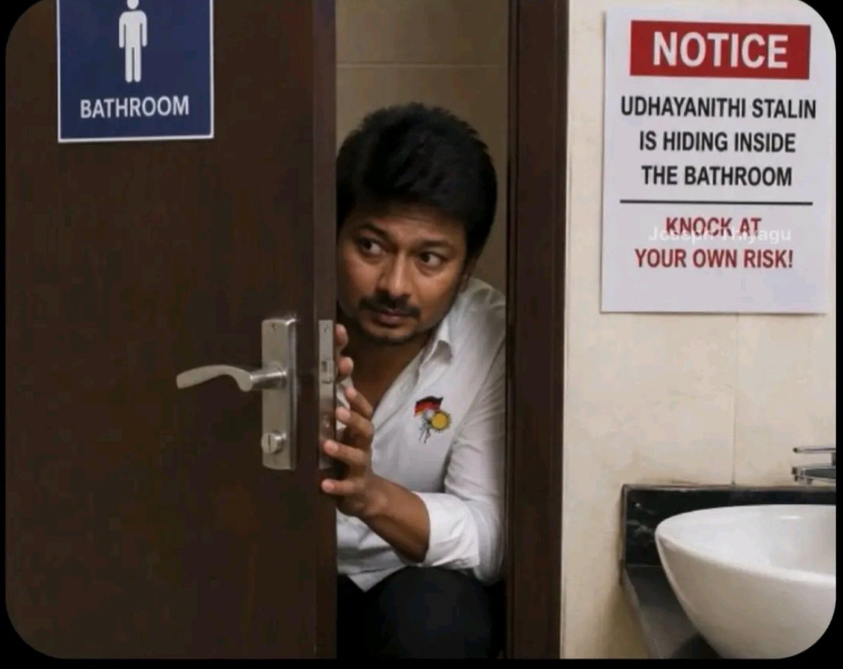 PokkiriAnandvfc's tweet photo. @mkstalin @saymyname3214 @Udhaystalin TTR_க்கு பயந்து
தாத்தா ரயில் கக்குஸ்ல...
போலீஸ்க்கு நடுங்கி
பேரன் வீட்டு கக்குஸ்ல...! 🤣 https://t.co/4lcvgPGc1W