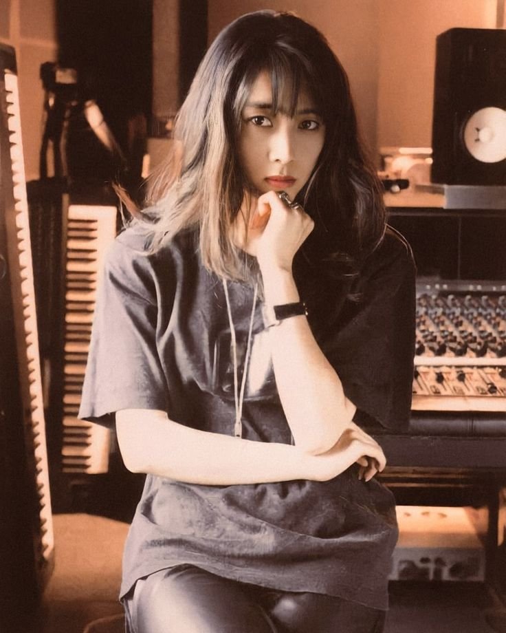 ZARD5552's tweet photo. 絡み付く 指先に意味はあるの？

I want to know

もう何もかも嫌になる程

愛して夢を見させて https://t.co/nIO5zxoT4n