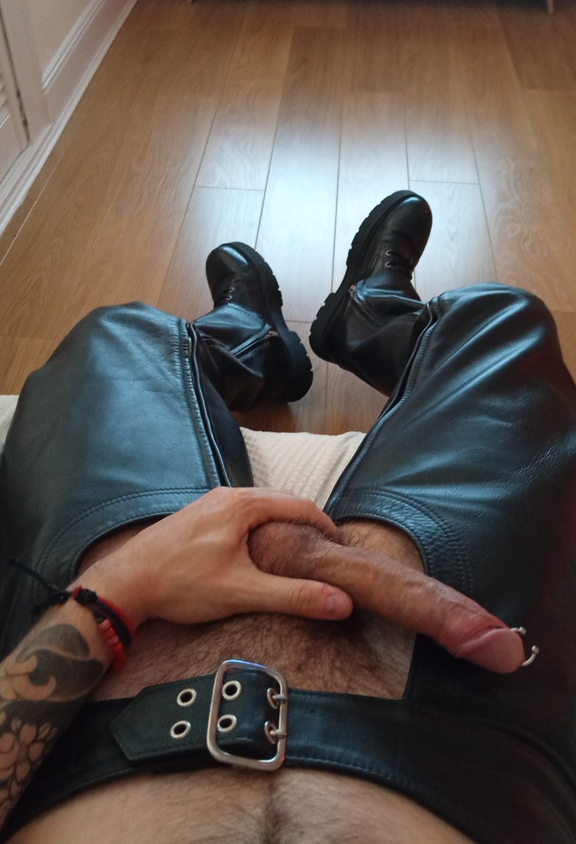 rubb3rtwink's tweet photo. Start from the bottom and make your way up. https://t.co/OvZgKh0TrM