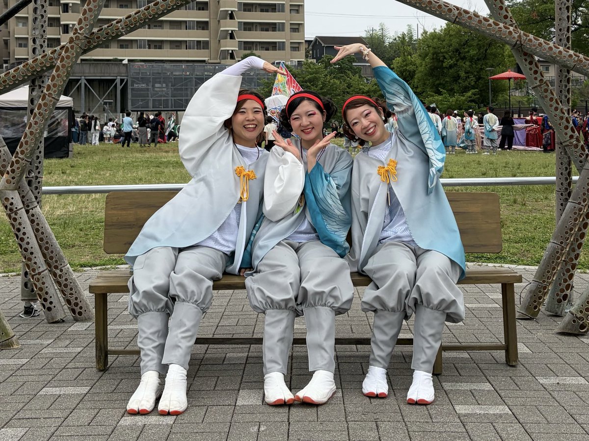 kiraboshi2005's tweet photo. 【ふれあい納涼盆踊り大会】
先日は、地元愛あふれる素敵な会場で演舞させていただき、ありがとうございました。

暑い中ではありましたが、総踊りにもご参加いただきありがとうございます😭😭

集合写真を撮っていないので、オフモードをお届け！
 #煌 ☆ #きらぼし  #長根台  #緑区  #大清水 https://t.co/Rn5WsMKM7p