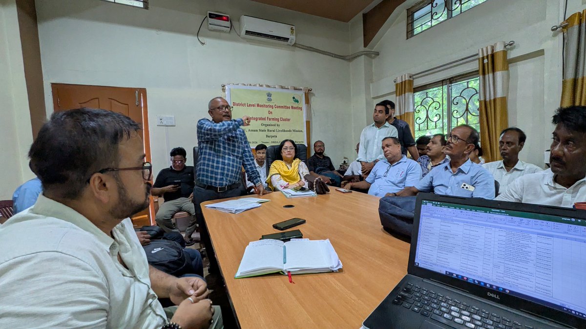 JJMBarpeta's tweet photo. Review on functionality of PWSS under JJM and SBM-G Assets chaired by the CEO, ZP in  presence of the EE, PHE along with the GP Secretaries under Barpeta District
@dcbarpeta_ 
@JJM_Assam 
@jaljeevan_ 
@MoJSDDWS 
#jaljeevanmission
#jjmassam 
#hargharjal https://t.co/FL3bTaVWRS