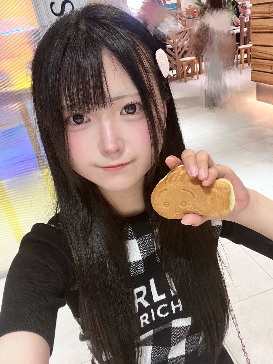 uni_apk's tweet photo. ちいかわ焼きたべてきた🐰チョコレートクリーム入ってた🚰 ·̫ 🚰⭐️
#コンカフェ嬢 #大須コンカフェ #自撮り界隈 https://t.co/OKuIFMTP86