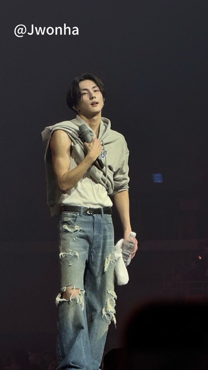 yangpenyoureyes's tweet photo. 몸빵 필승 https://t.co/drm3iWsWog