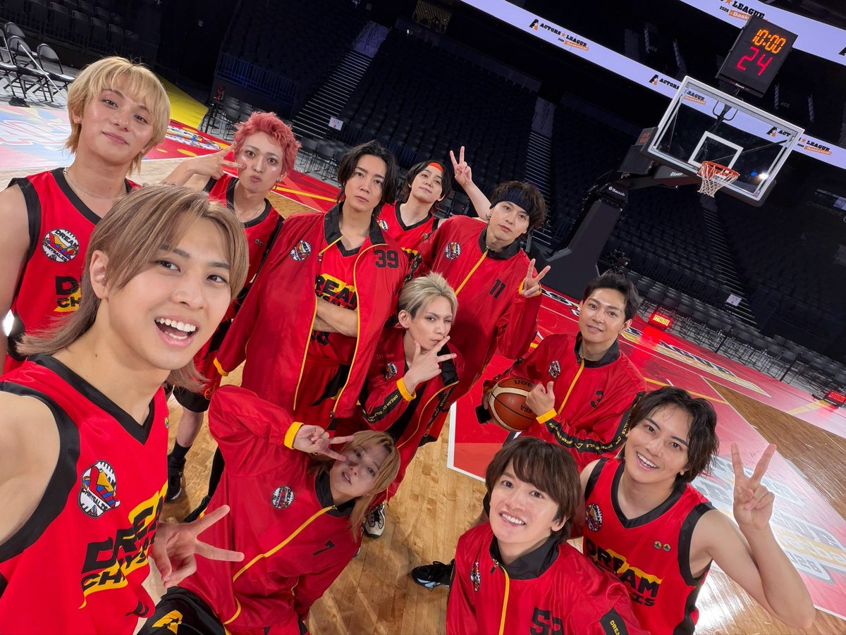 shun_juyama9922's tweet photo. 『ACTORS☆LEAGUE in Basketball 2026』

応援ありがとうございました💫

負けたーーー！！！
めっちゃ悔しい…

みなさんの熱い応援にもっとプレイで応えたかったです🏀

次は絶対くるむくんを勝たせます！！

#アクターズリーグ https://t.co/clWshT30IY