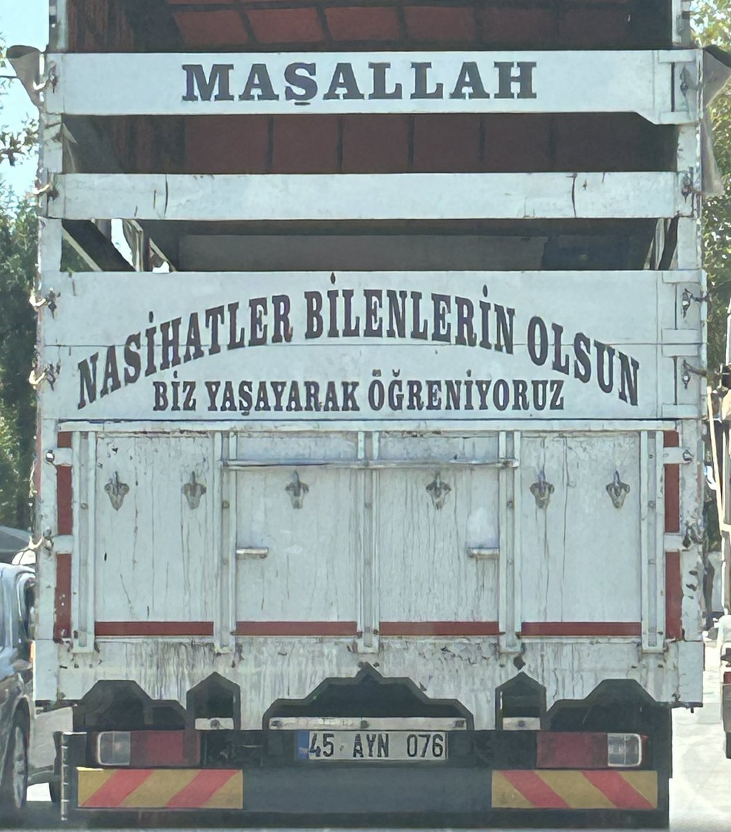 __narya's tweet photo. hayırlı cumalaar https://t.co/MAErq034kc