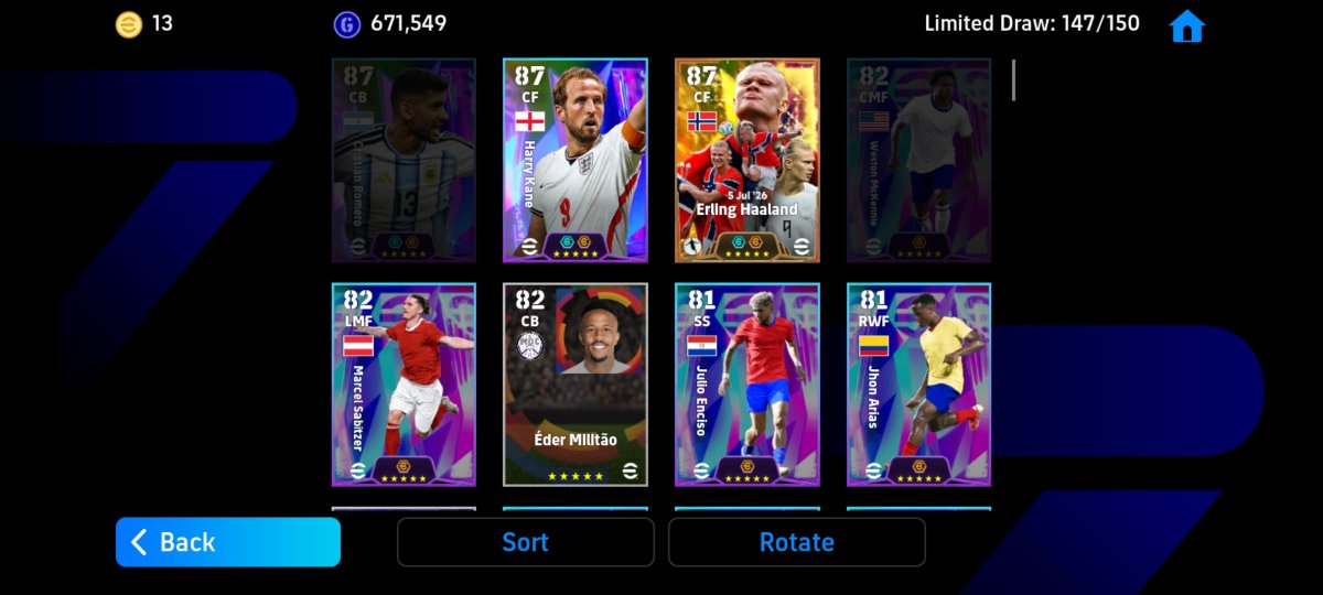 crapcrapcrab's tweet photo. Akun ASAA ini lagi dikasih baik minggu2 ini 😊

Romero - 25 Juli (200 koin+1 free gacha)
Messi - 2 Agustus (500 koin + 1 free gacha)
Van Basten &amp; Ferdinand - 3 Agustus (Treasure link)

Koinnya jg hasil mulung event sama nontonin iklan 😅

@txtdrefootball https://t.co/zOQO7I6zUC